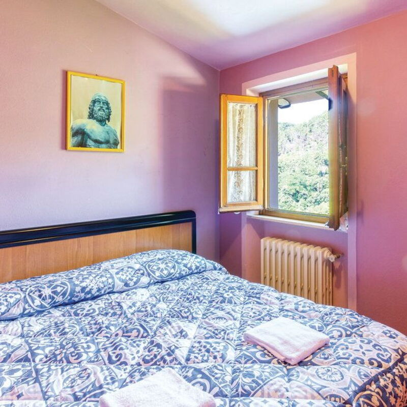 Casa Iris - Versilia, Holiday Home with Pool: Autumn, Bedroom, Spring, Summer