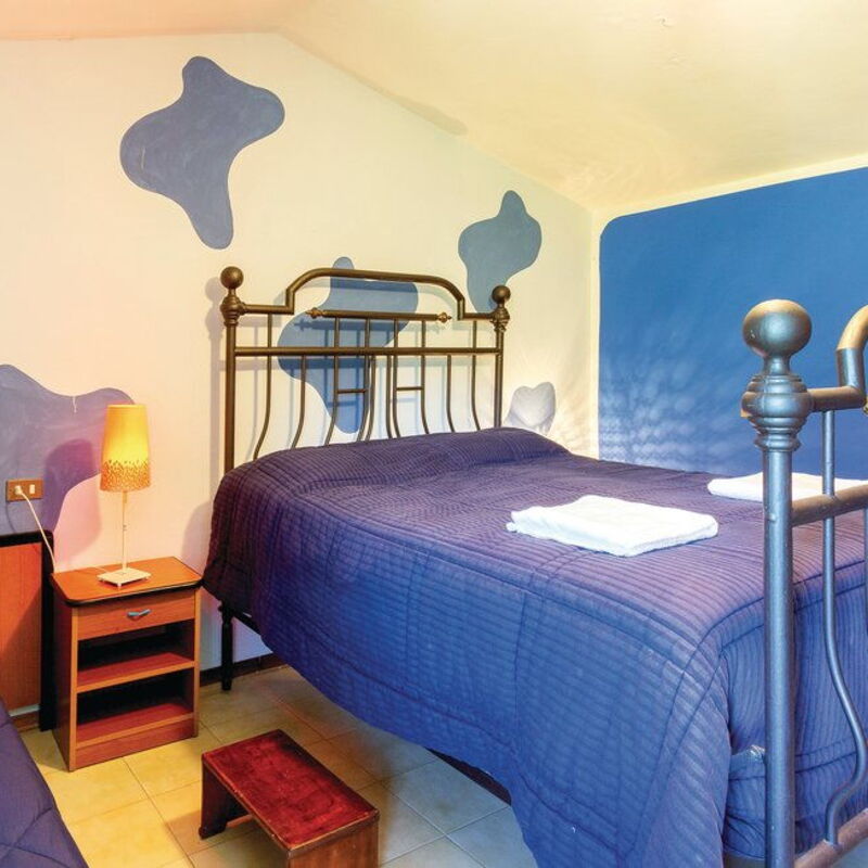 Casa Iris - Versilia, Holiday Home with Pool: Autumn, Bedroom, Spring, Summer