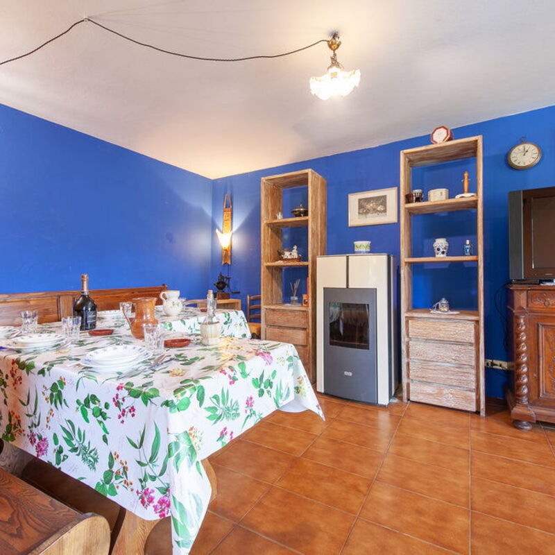 Casa Iris - Versilia, Holiday Home with Pool: Autumn, Dining Room, Spring, Summer