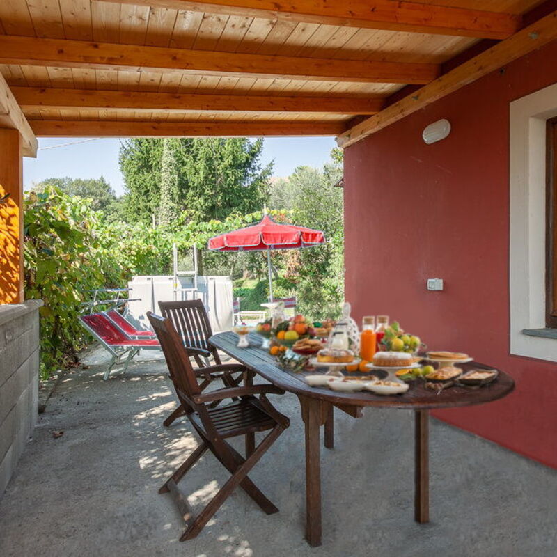 Casa Iris - Versilia, Holiday Home with Pool: Autumn, Building Exterior, Garden, Spring, Summer
