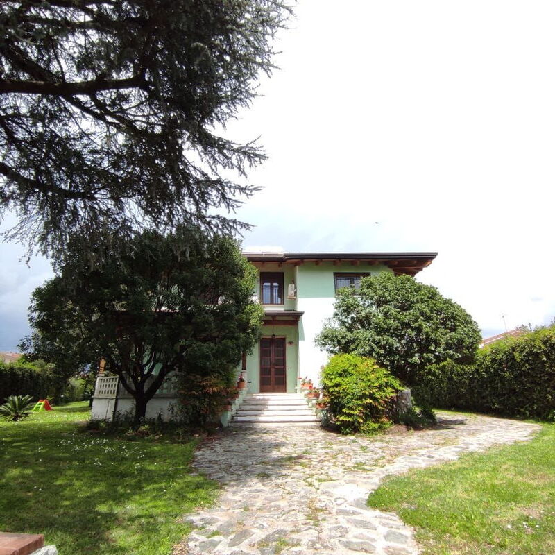 Franco House With Pool: Autumn, Building Exterior, Garden, Spring, Summer