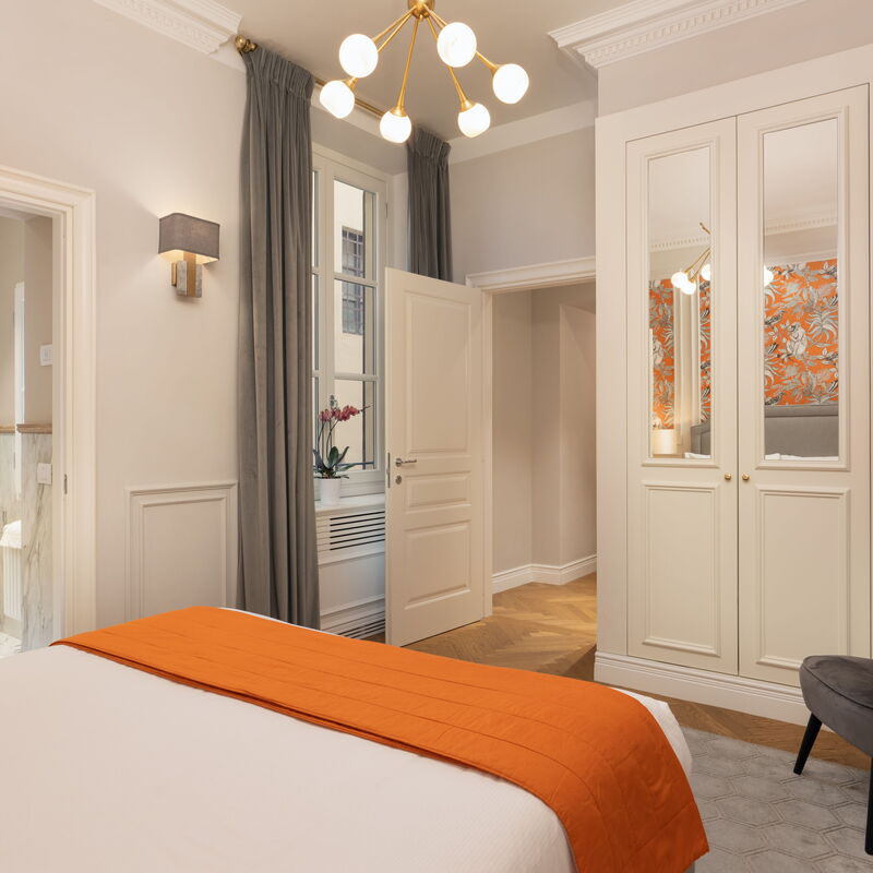 Palazzo Pazzi Vitali Luxury Apartments In Florence: Autumn, Bedroom, Spring, Summer