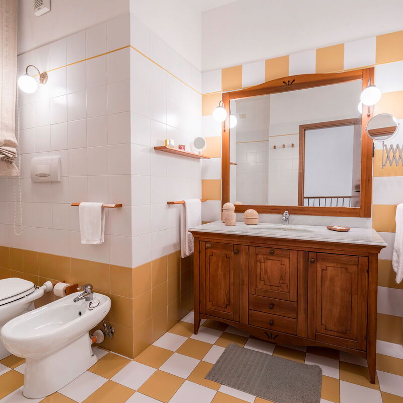 Casa Bellosguardo a Vinci: Autumn, Bathroom, Spring, Summer