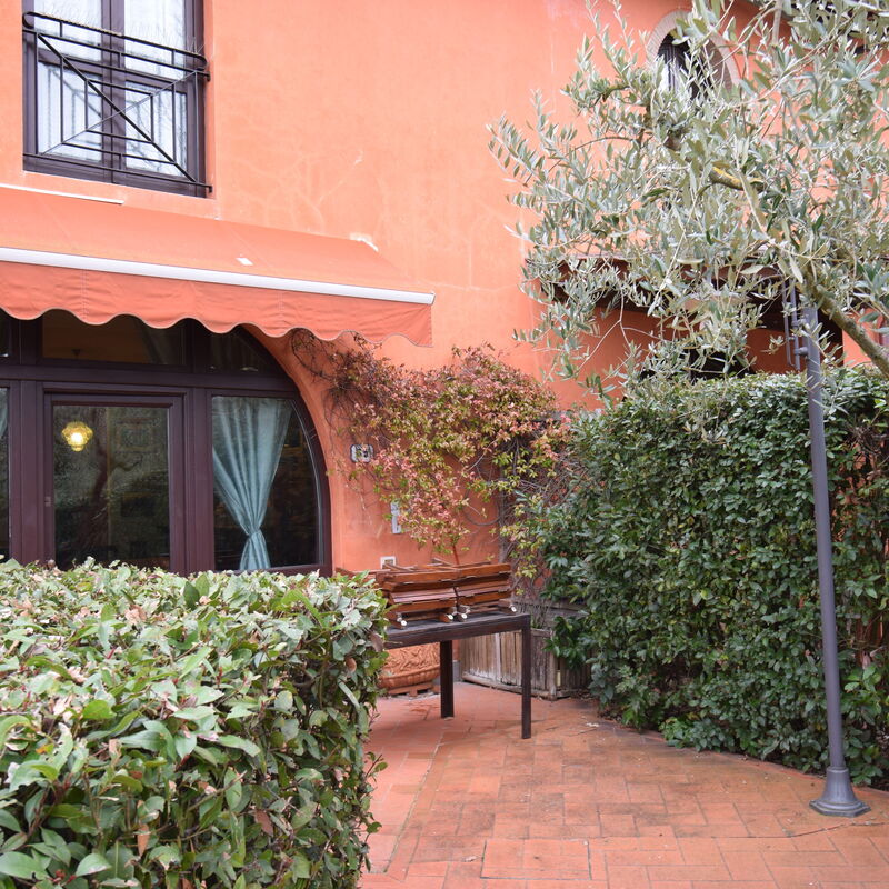 Casa Bellosguardo a Vinci: Autumn, Main Entrance, Spring, Summer