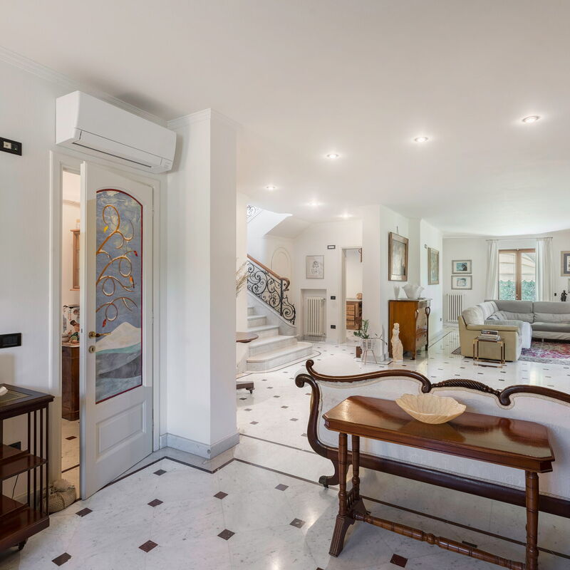 Villa Le Fontanelle In Forte Dei Marmi With Ac: Autumn, Living Room, Spring, Summer