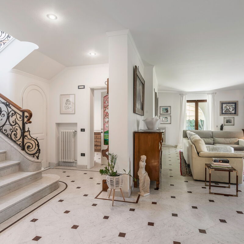 Villa Le Fontanelle In Forte Dei Marmi With Ac: Autumn, Living Room, Spring, Summer