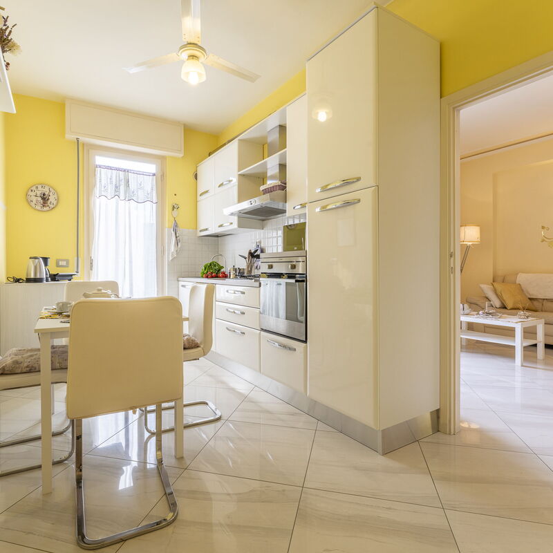 Leandro's House Near Thermal Baths: Autumn, Kitchen, Spring, Summer