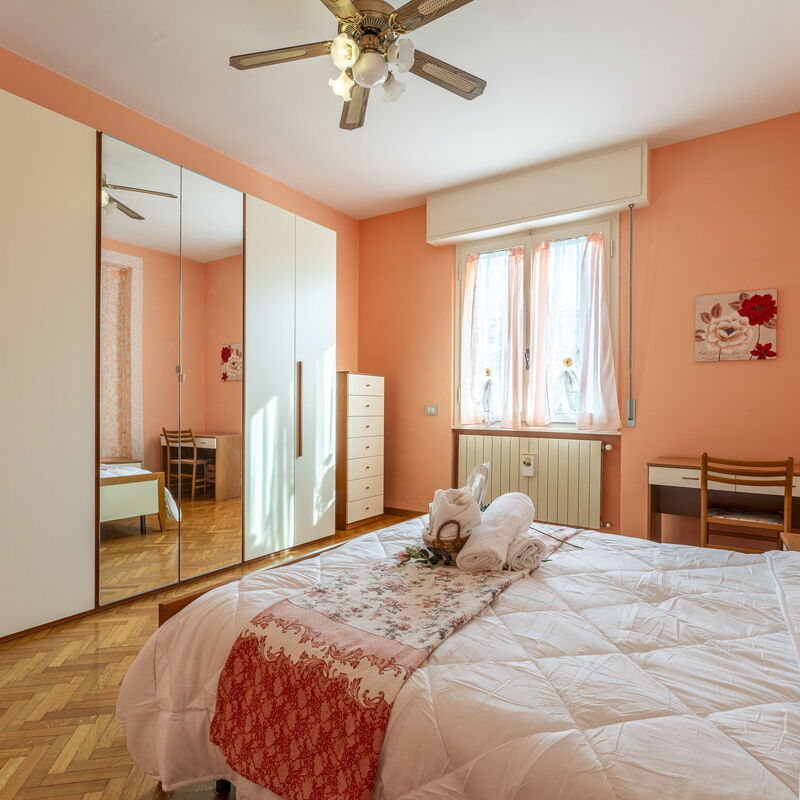 Leandro's House Near Thermal Baths: Autumn, Bedroom, Spring, Summer