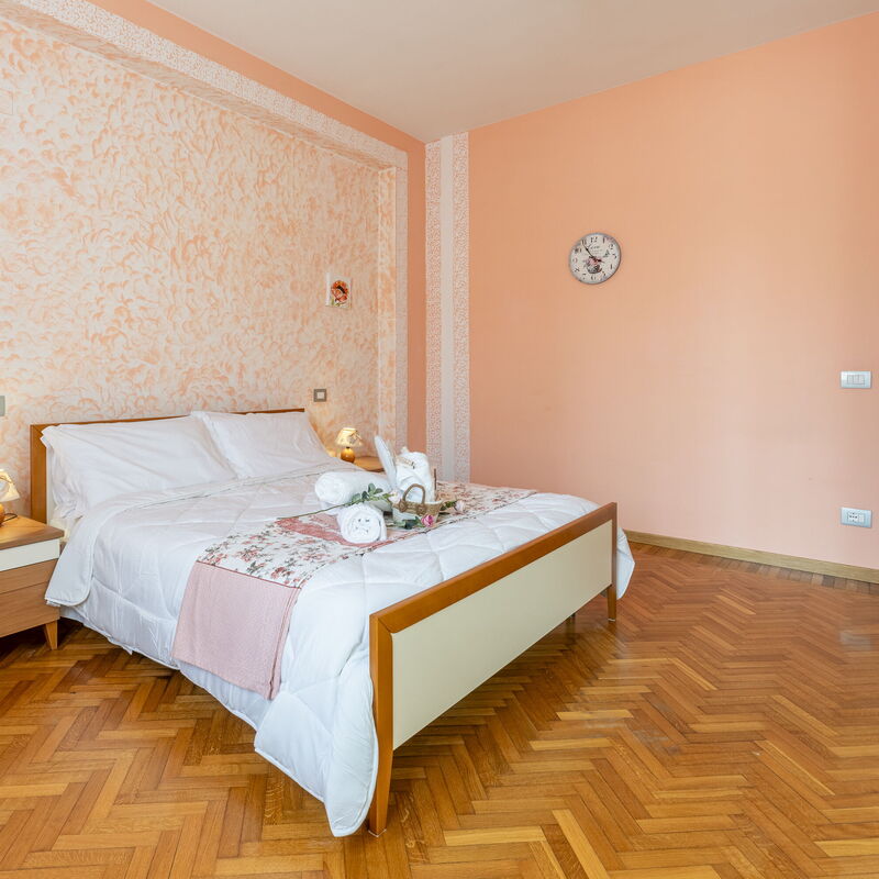 Leandro's House Near Thermal Baths: Autumn, Bedroom, Spring, Summer