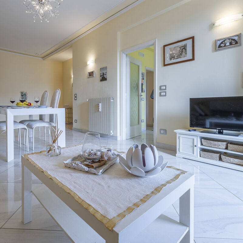 Leandro's House Near Thermal Baths: Autumn, Spring, Summer