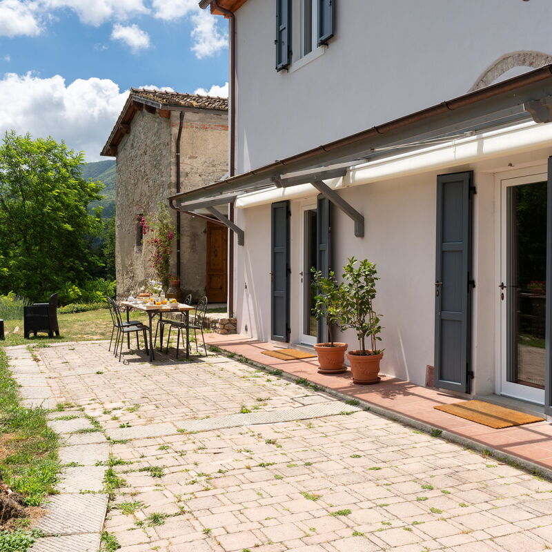 La Casa Del Tiglio: Balcony / Terrace / Patio, Building Exterior, Garden, Main Entrance, Outdoor