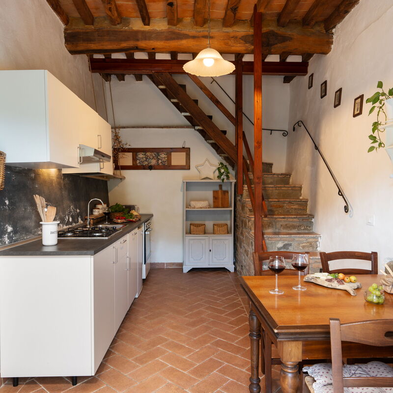 La Casa Del Tiglio: Common Room, Dining Room, Food, Kitchen
