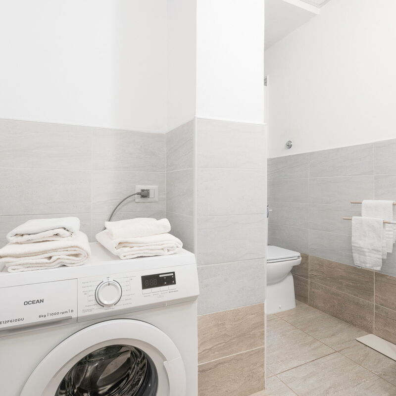 Chiara Apartment , San Frediano Florence: Autumn, Bathroom, Spring, Summer