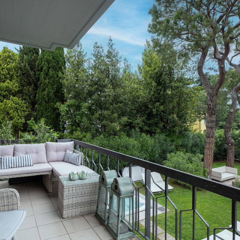 Dal Molin Apartment, Garda Lake, Ac, Fitness, Jacuzzi: Balcony / Terrace / Patio, Spring, Summer