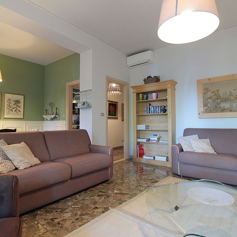 Dal Molin Apartment, Garda Lake, Ac, Fitness, Jacuzzi: Autumn, Living Room, Spring, Summer