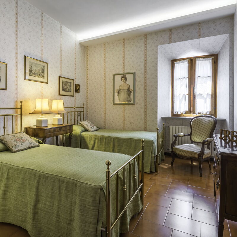 Casa Martina, Piazza Delle Erbe, San Gimignano: Autumn, Bedroom, Spring, Summer, Winter
