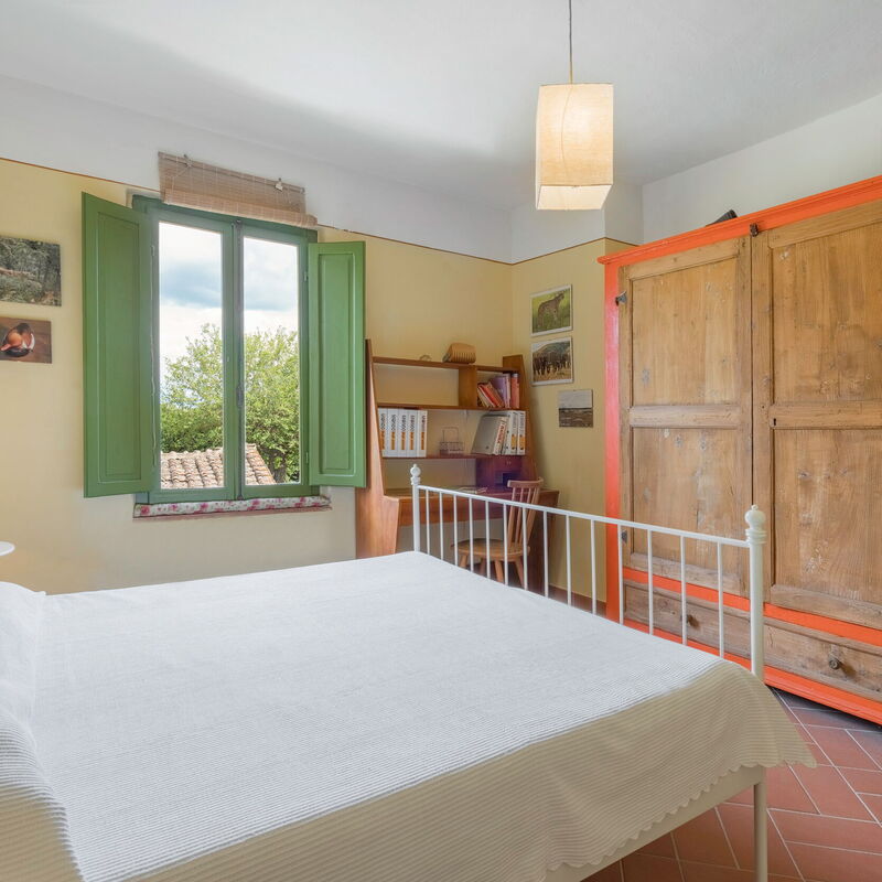 Il Palazzetto Francigena, Monteriggioni: Autumn, Bedroom, Spring, Summer