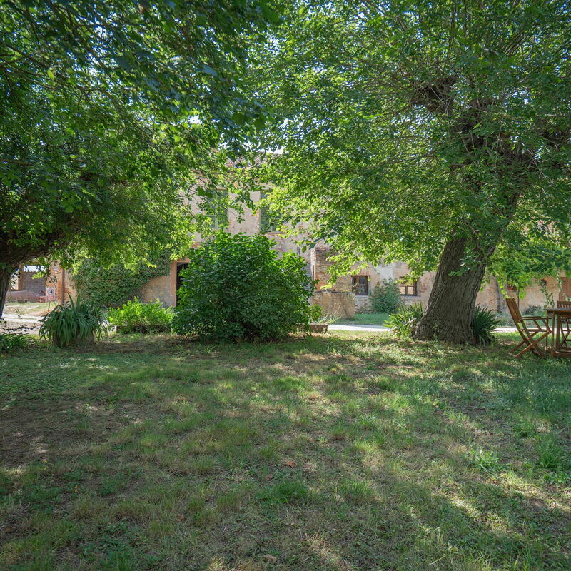 Il Palazzetto Francigena, Monteriggioni: Autumn, Garden, Spring, Summer