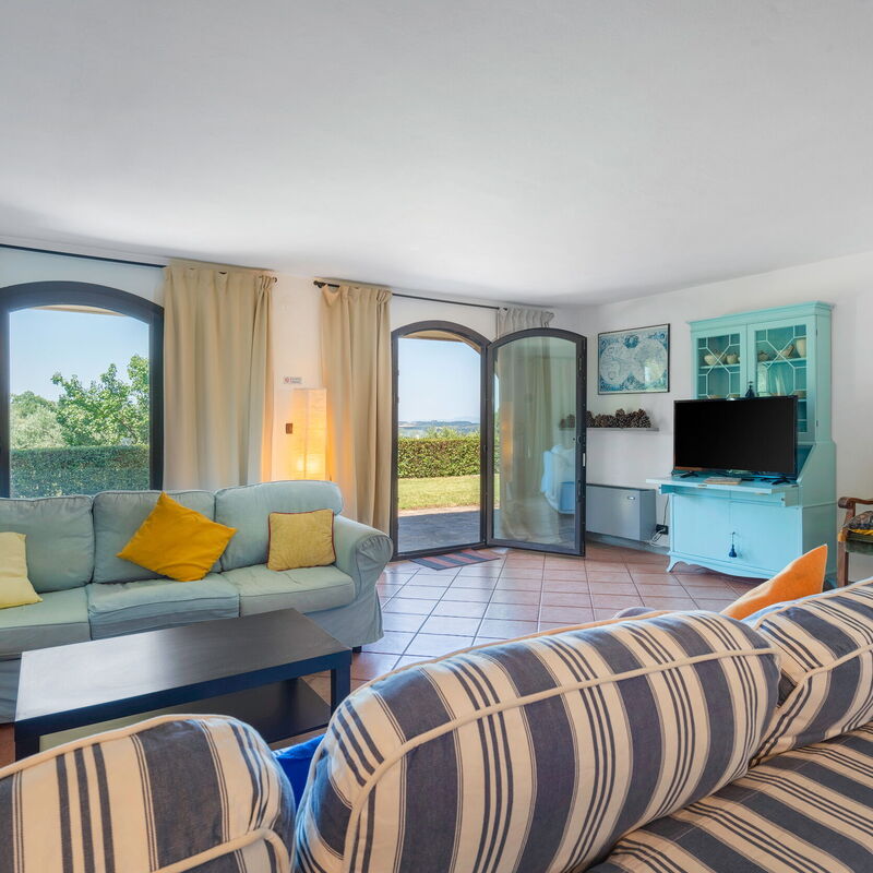 Chianti Hills Apartment, Pool, Ac: Autumn, Living Room, Spring, Summer