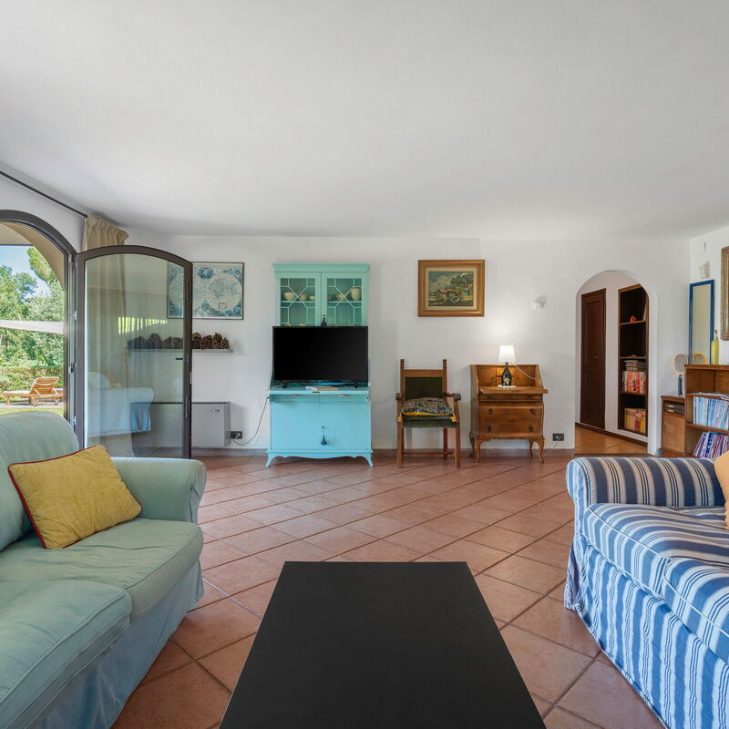 Chianti Hills Apartment, Pool, Ac: Autumn, Living Room, Spring, Summer