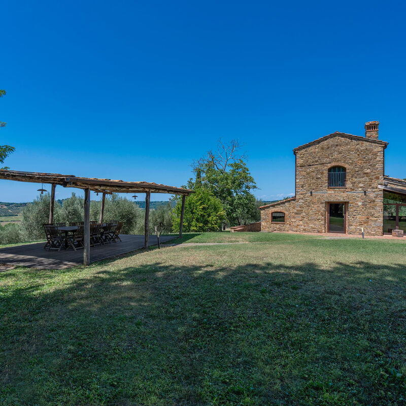 Villa Meraviglia With Pool And Ac: Autumn, Garden, Spring, Summer