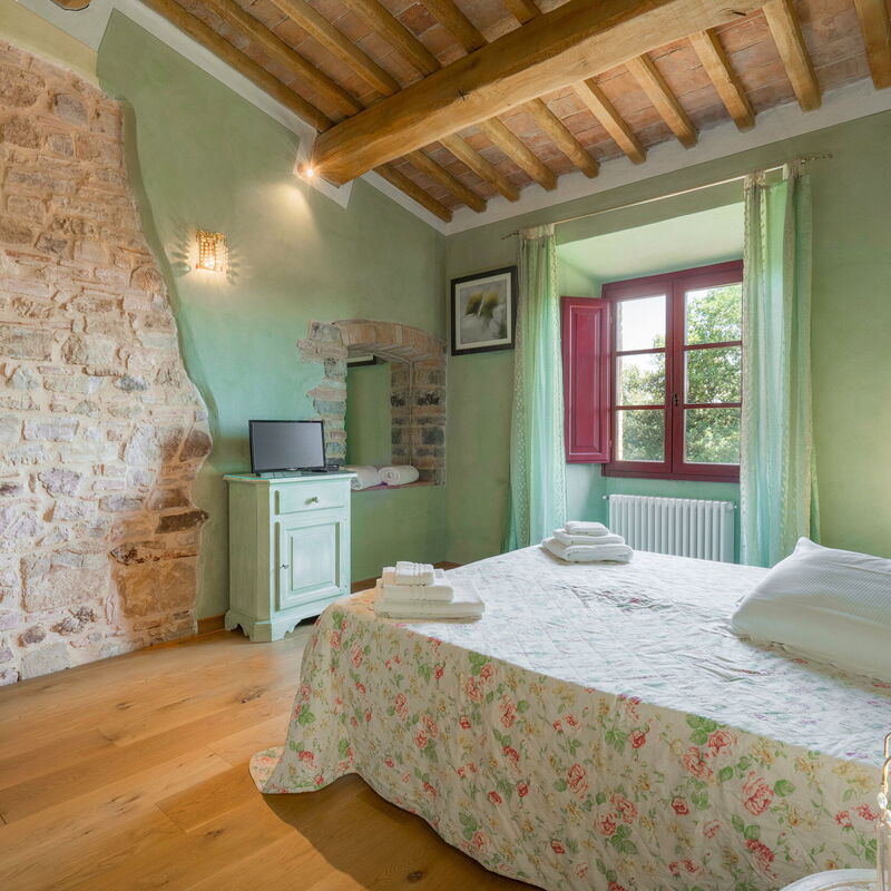 Villa Meraviglia With Pool And Ac: Autumn, Bedroom, Spring, Summer