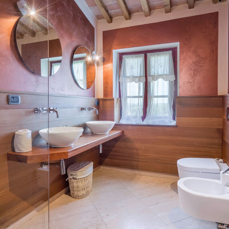Villa Meraviglia With Pool And Ac: Autumn, Bathroom, Spring, Summer