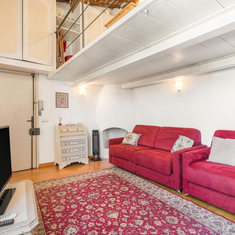 Belle Donne Apartment, Tornabuoni, Florence, Wifi: Autumn, Living Room, Spring, Summer