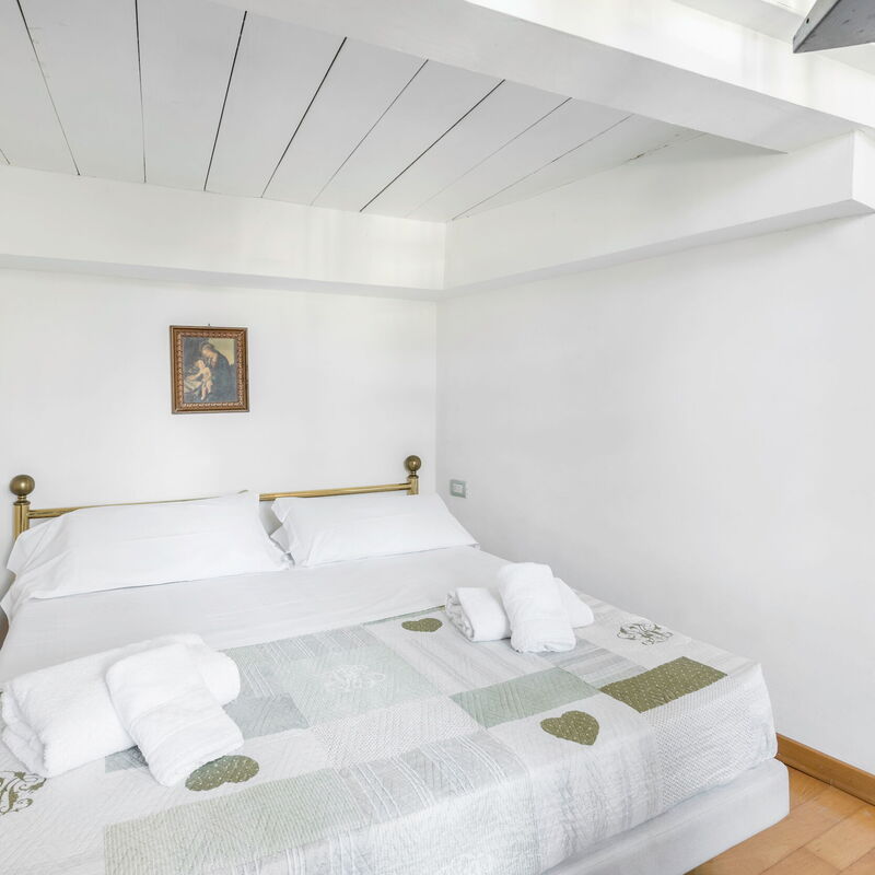 Belle Donne Apartment, Tornabuoni, Florence, Wifi: Autumn, Bedroom, Spring, Summer