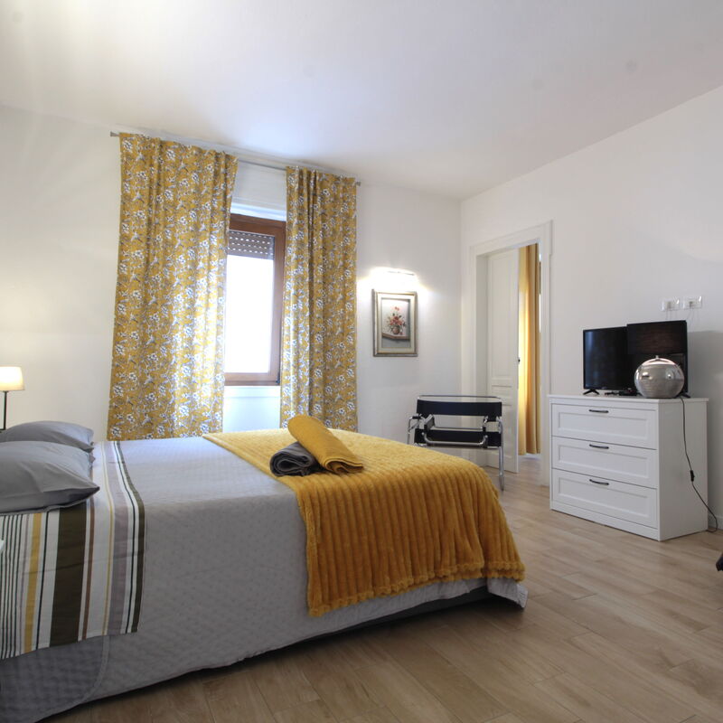 Comfort Apartment, Welness, Terrace: Autumn, Bedroom, Spring, Summer