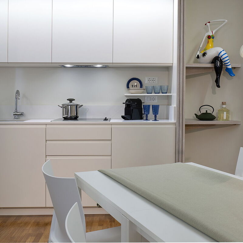 Boheme With Beach & Breakfast Included: Autumn, Kitchen, Living Room, Spring, Summer, Winter