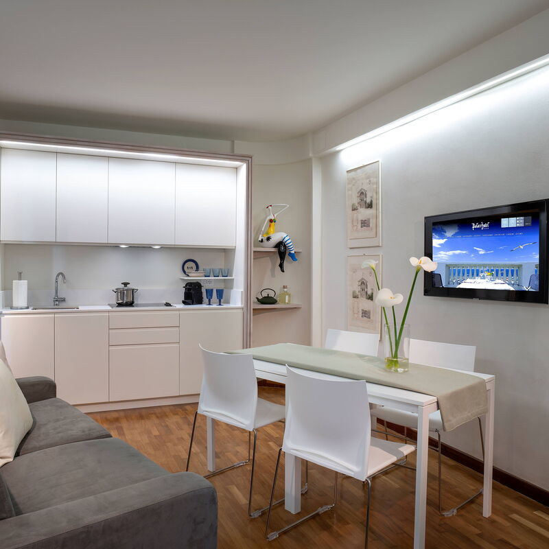 Boheme With Beach & Breakfast Included: Autumn, Living Room, Spring, Summer, Winter