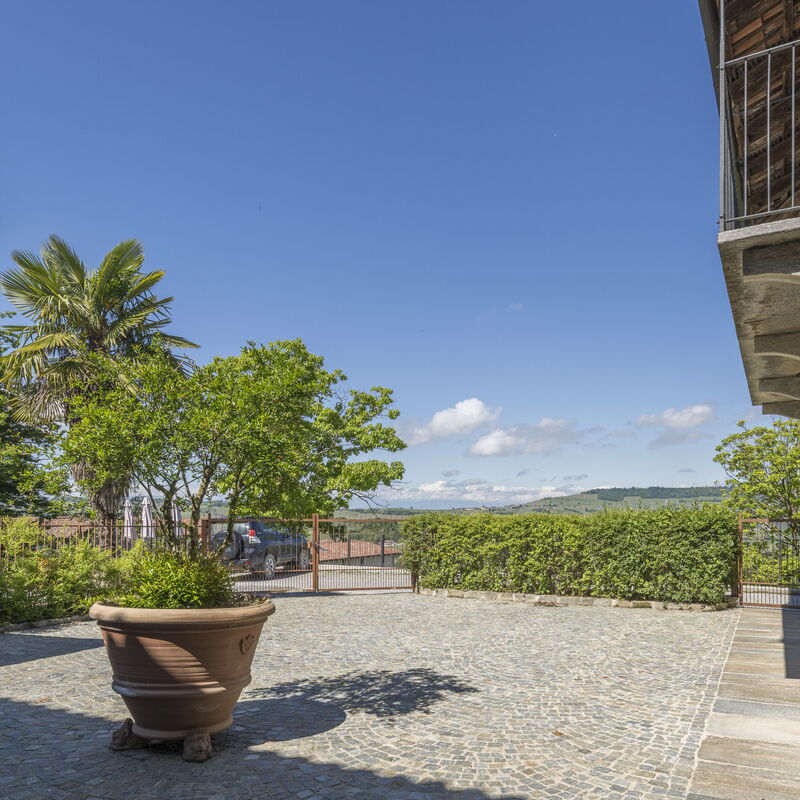 Arpusè - Cà Renato with Pool and Terrace: Autumn, Building Exterior, Spring, Summer