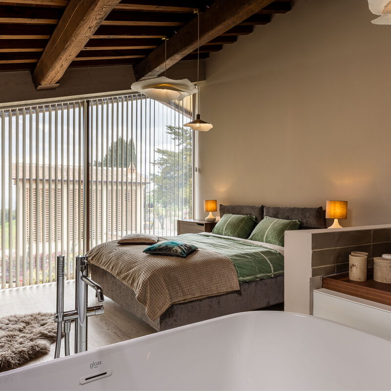 Melaiolo Modern Apartment With Pool, Montaione, Toscana: Autunno, Camera da letto, Estate, Primavera