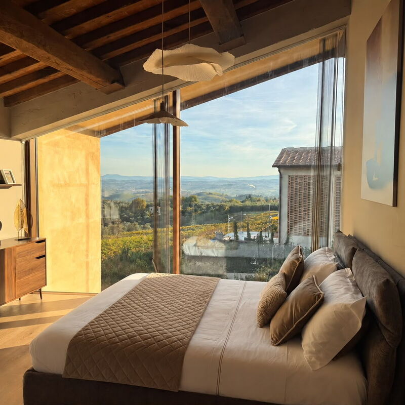 Melaiolo Modern Apartment with Pool, Montaione, Toscana: Autunno, Camera da letto, Estate, Primavera