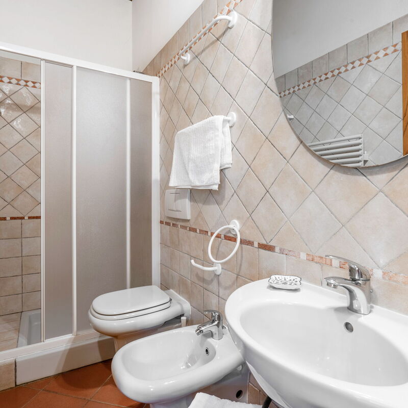 La Tesa Country House With Pool S. Gimignano: Autumn, Bathroom, Spring, Summer