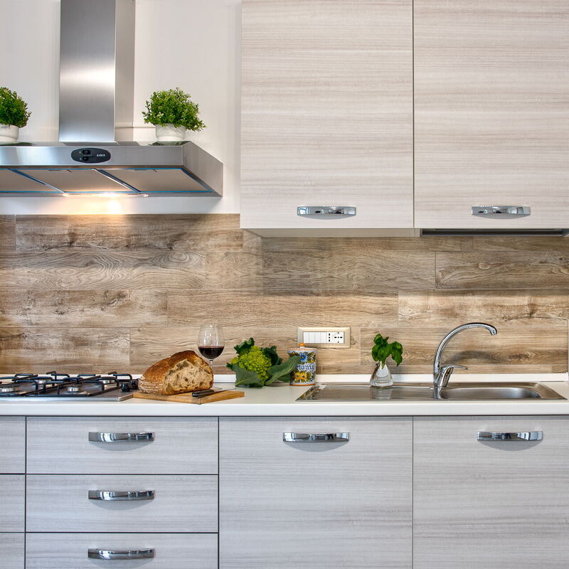 Clementine Country House: Autumn, Kitchen, Spring, Summer, Winter