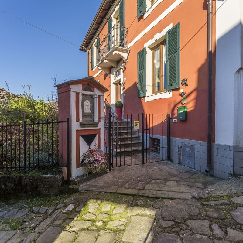 Orazio Liberty House,Lunigiana, Nature: Autumn, Main Entrance, Spring, Summer