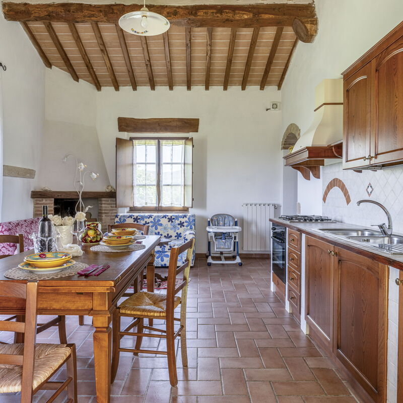 Marcigliana Cottage, Pool, Radicondoli: Autumn, Kitchen, Spring, Summer