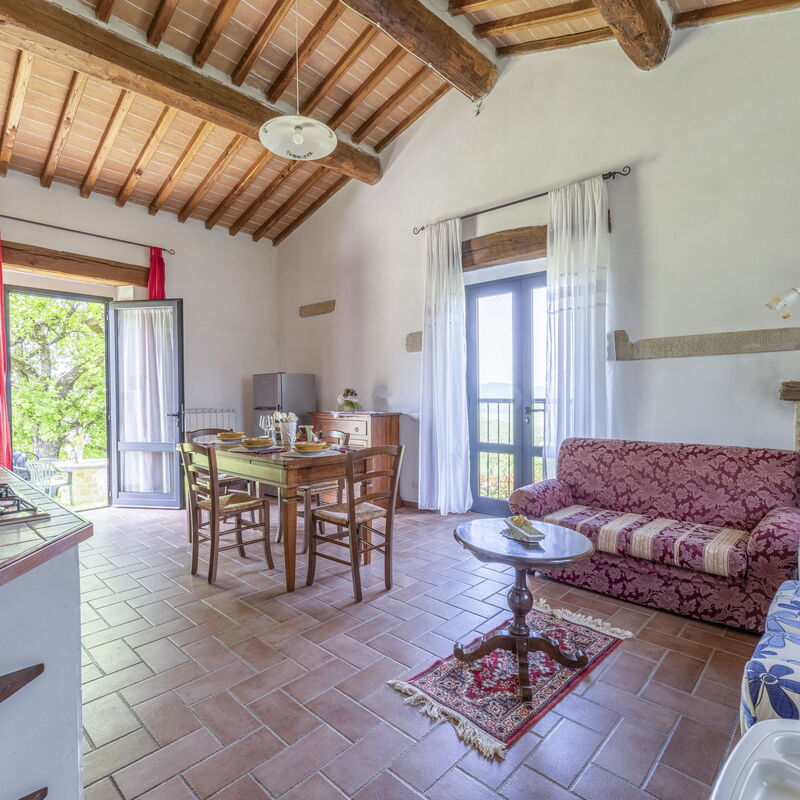 Marcigliana Cottage, Pool, Radicondoli: Autumn, Kitchen, Spring, Summer