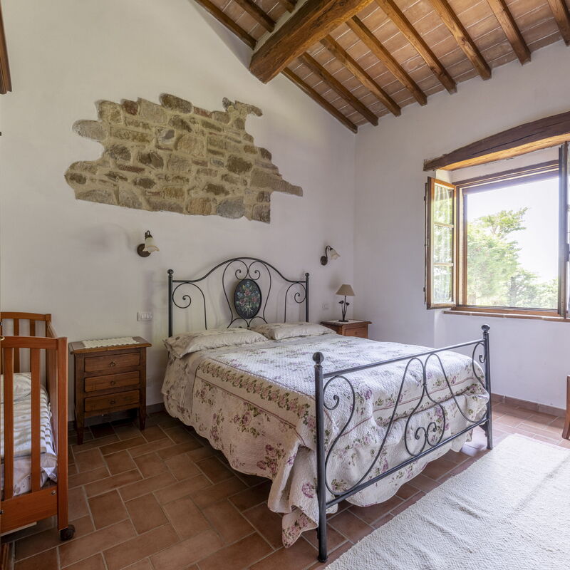 Marcigliana Cottage, Pool, Radicondoli: Autumn, Bedroom, Spring, Summer