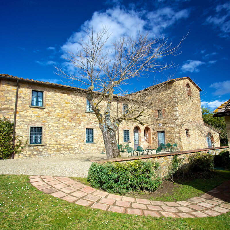 Agriturismo La Papessa: agriturismo-la-papessa-chianti-san-donato-farmhouse-fronthouse