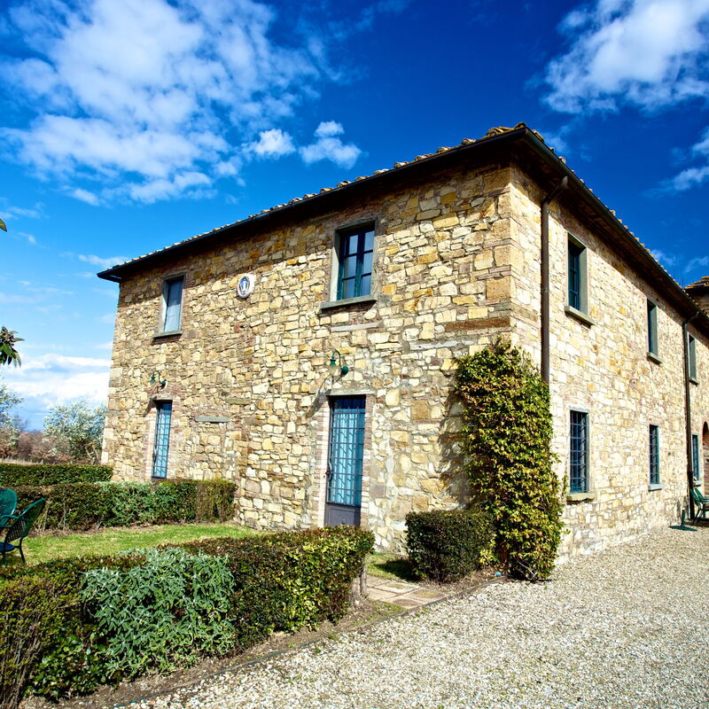 Agriturismo La Papessa: agriturismo-la-papessa-chianti-san-donato-farmhouse-fronthouse