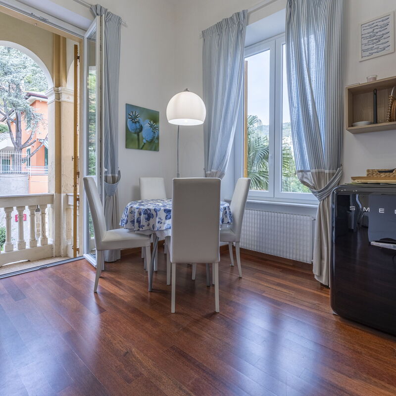 Casa con Accesso Privato al Mare a Parcheggio, Bogliasco: Autumn, Kitchen, Living Room, Spring, Summer