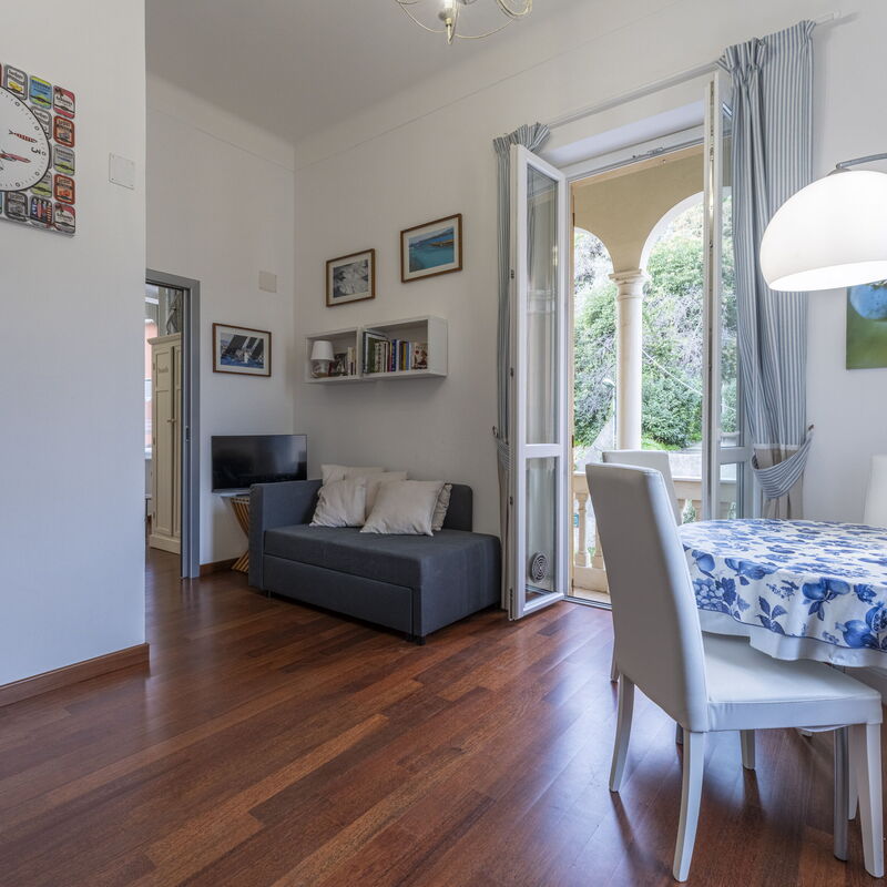 Casa con Accesso Privato al Mare a Parcheggio, Bogliasco: Autumn, Kitchen, Living Room, Spring, Summer