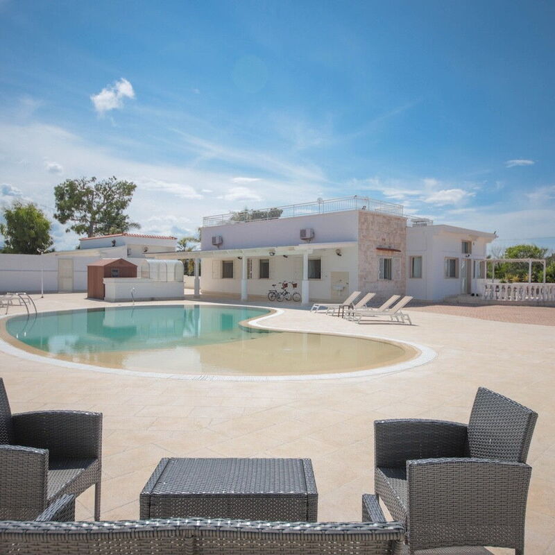 Villa Azzurra Seaview In Monopoli, Puglia: Autumn, Pool, Spring, Summer