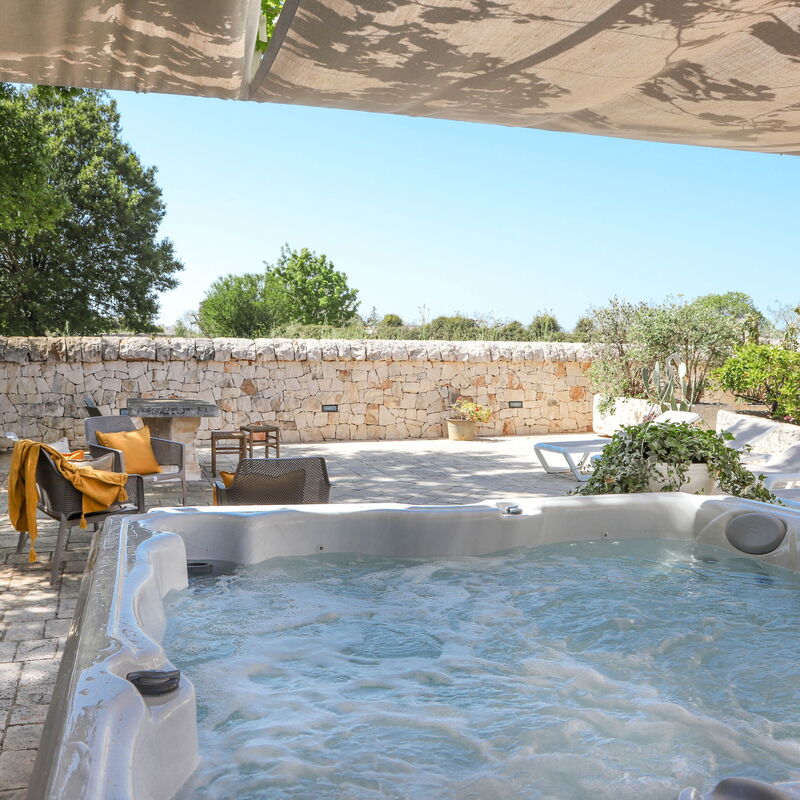 Country Trullo Rosso With Jacuzzi Alberobello: Autumn, Garden, Spring, Summer