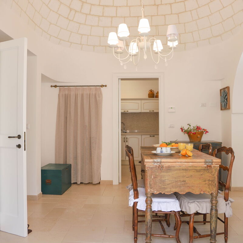 Country Trullo Rosso With Jacuzzi Alberobello: Autumn, Dining Room, Spring, Summer