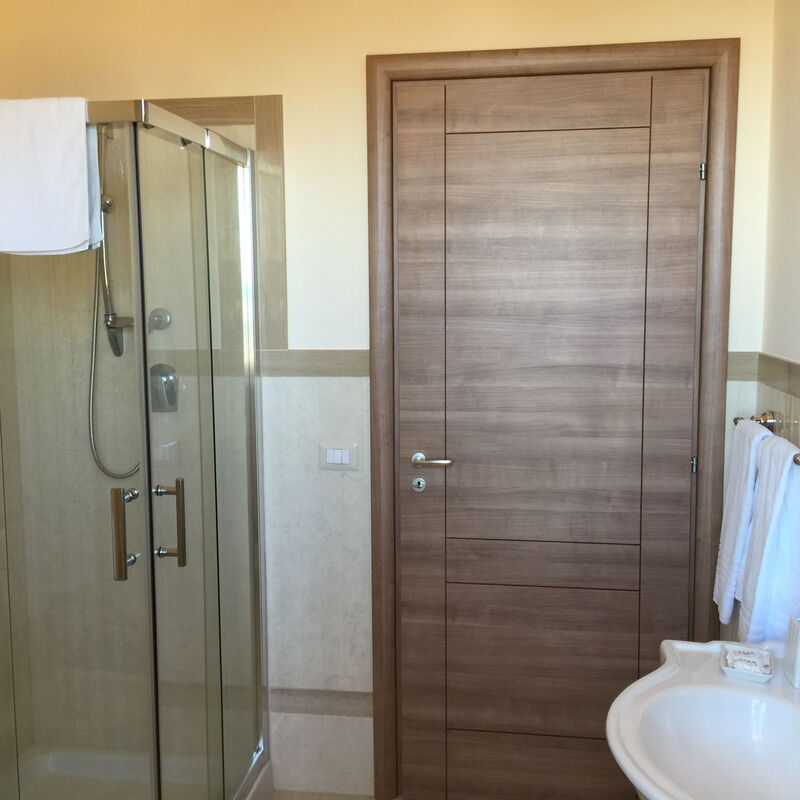 Etna View Holiday House In Catania: etna-view-holiday-house-1-trecastagni-catania-multyproperty-bathroom