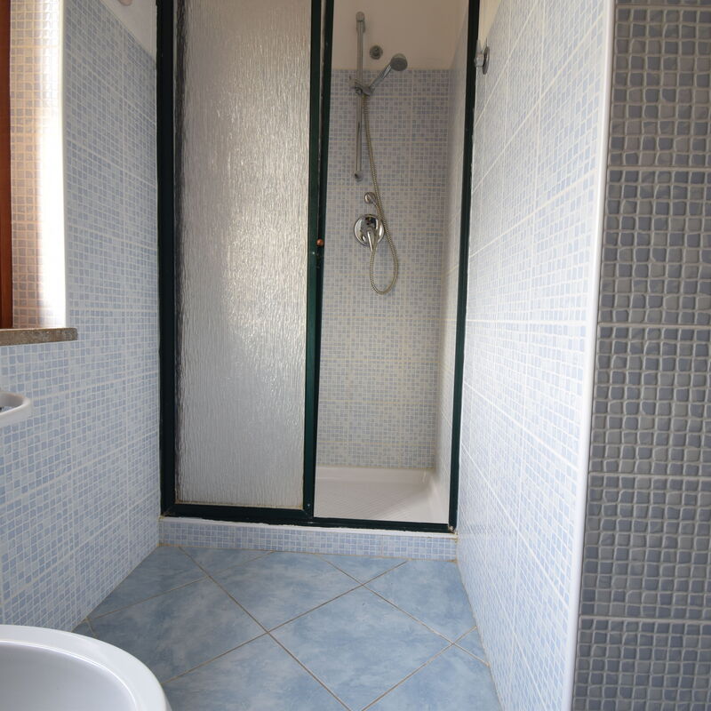 Appartamento Faro In Budoni: Autumn, Bathroom, Spring, Summer, Winter